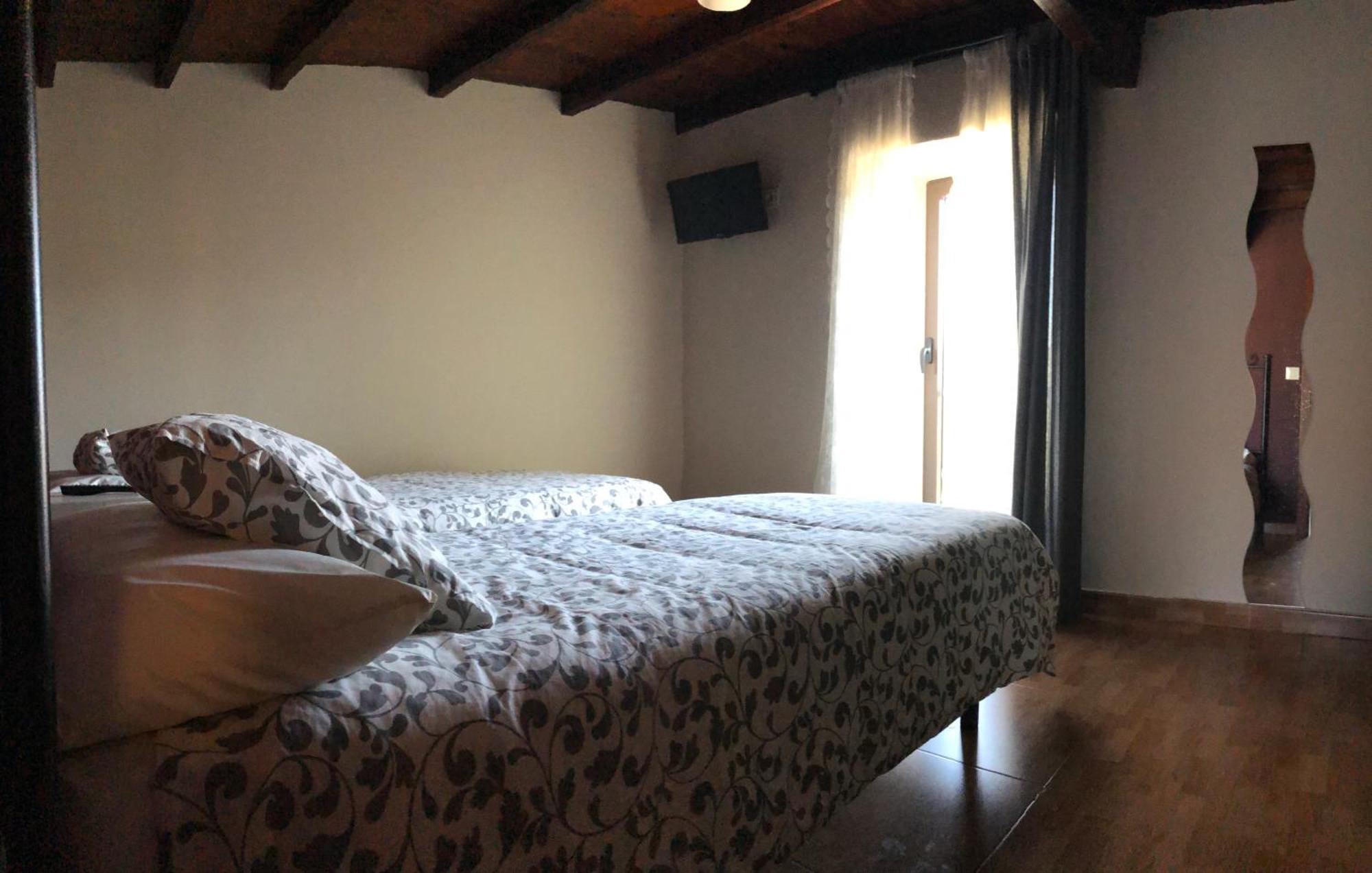 Albergue Ponte Olveira Mazaricos Eksteriør billede